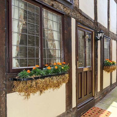 Вилла 12A College Hill By Sleep Шрусбери Экстерьер фото